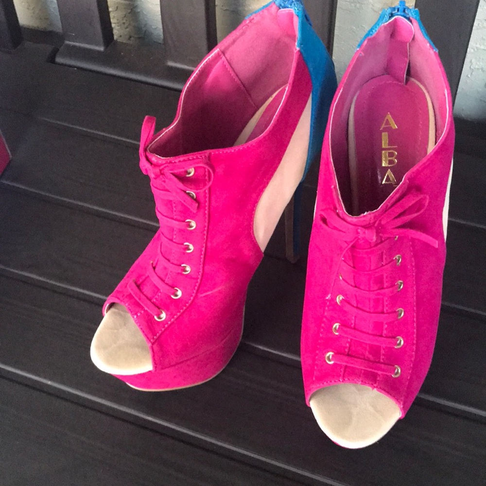 Peep Toe Platforms - Picture 6 of 7
